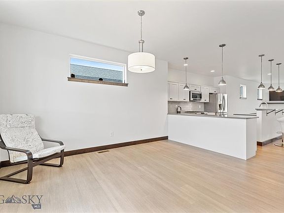 4th image of 4481 Shadow Glen Dr