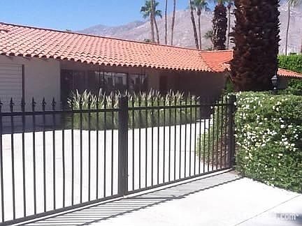 4th image of 907 E Paseo El Mirador