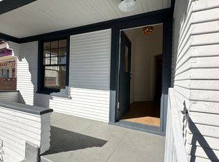 2719 W Jefferson Blvd, Los Angeles, CA 90018