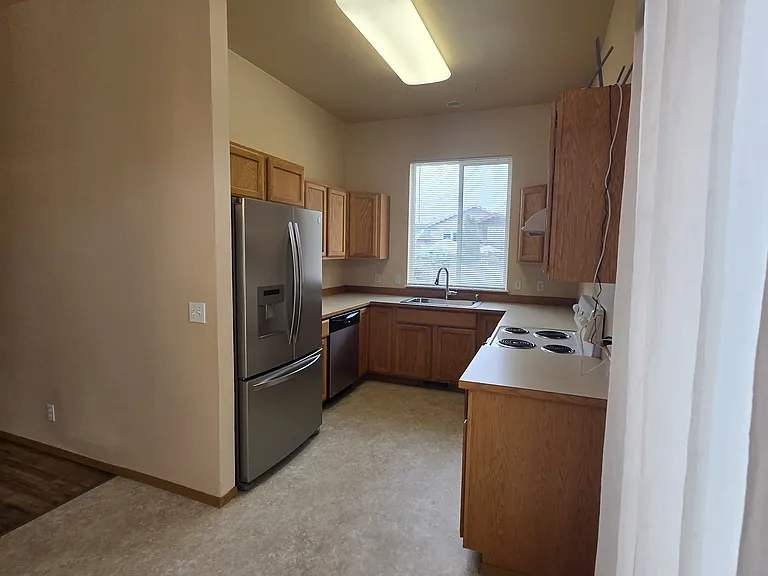 2425 N Coolwater Dr — Photo 10