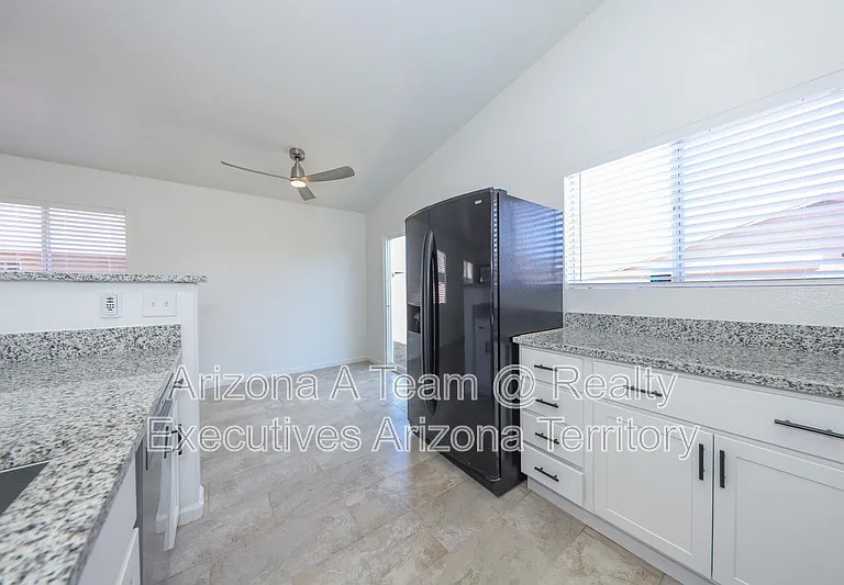 8873 E Rose Tree St — Photo 8