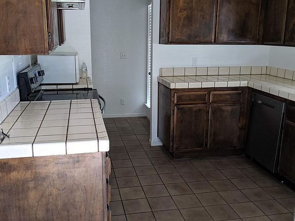 5th image of 69 Windubey Cir