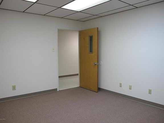 5th image of 10730 W Union Hills Dr