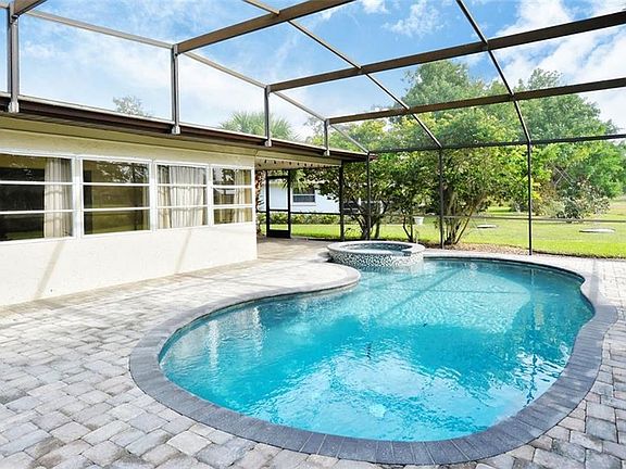 5th image of 2516 Moorings Ln