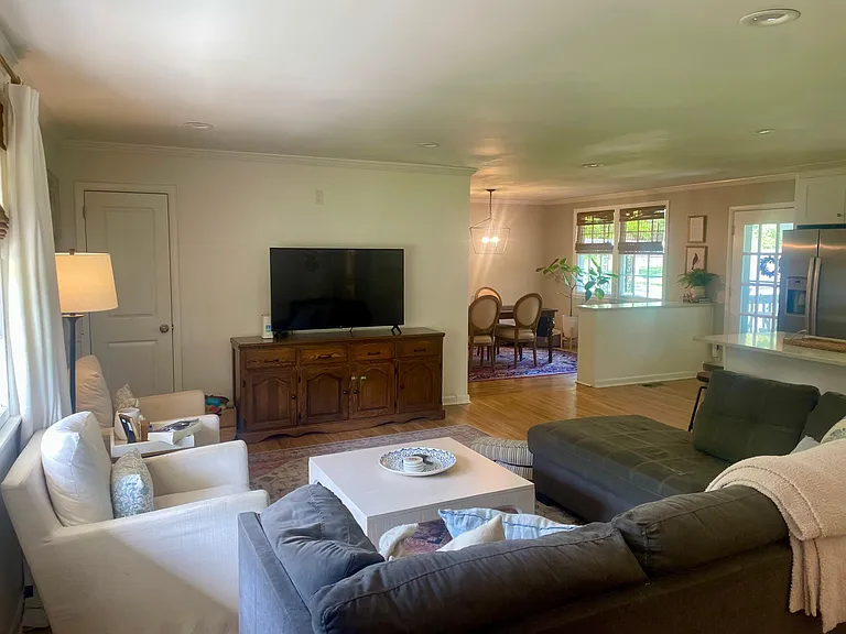 5040 Suter Dr — Photo 4