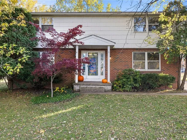 6354 Oconnor Dr, Lockport, NY 14094