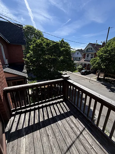 490 Gilmour St #3 Photo 1