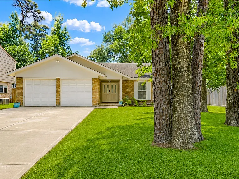 2114 River Village Dr — Photo 4