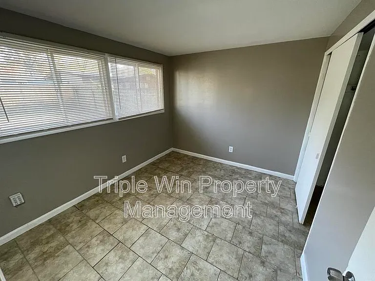 410 Ridge Dr — Photo 20