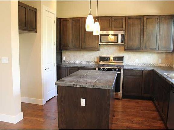 5th image of 4608 Windy Brook Dr #A