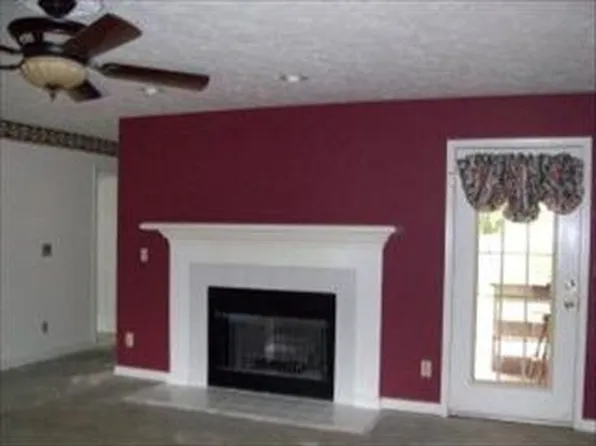 38 Shadow Canyon Cv, Columbus, MS 39705