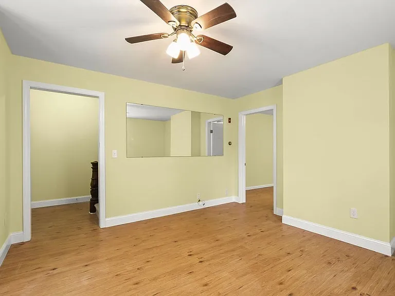 10 Cottage St #10 — Photo 9