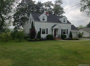 3409 S Creek Rd, Hamburg, NY 14075