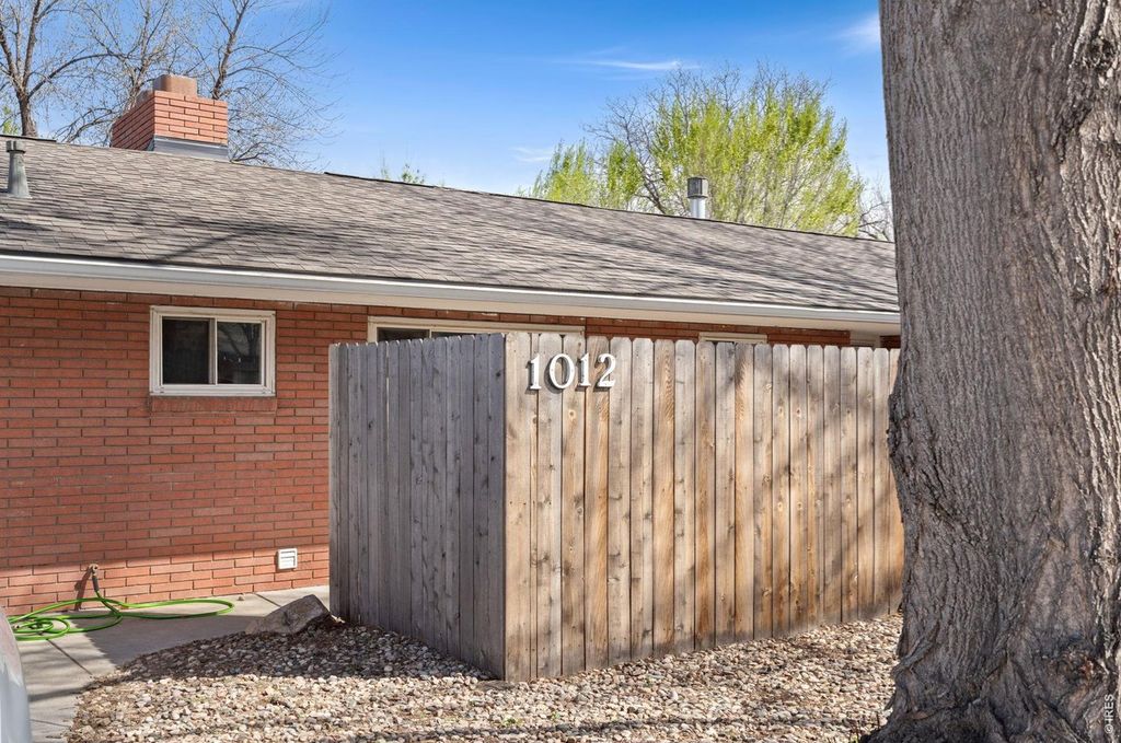 1012 S Taft Hill Rd