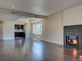 1714 Barry Ave APT A, Los Angeles, CA 90025