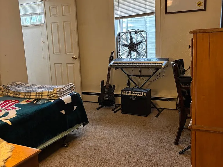 Welcome to 1020 8th Street Comfortable Living in the Heart of Golden — Photo 9
