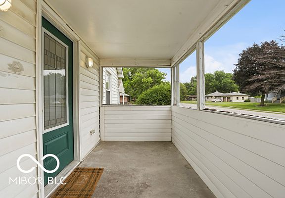 4th image of 36 N Gibson Ave