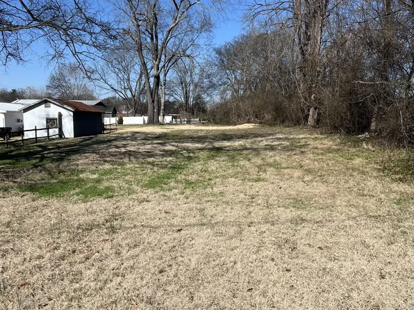 115 Rifle Range Rd, Old Hickory, TN 37138