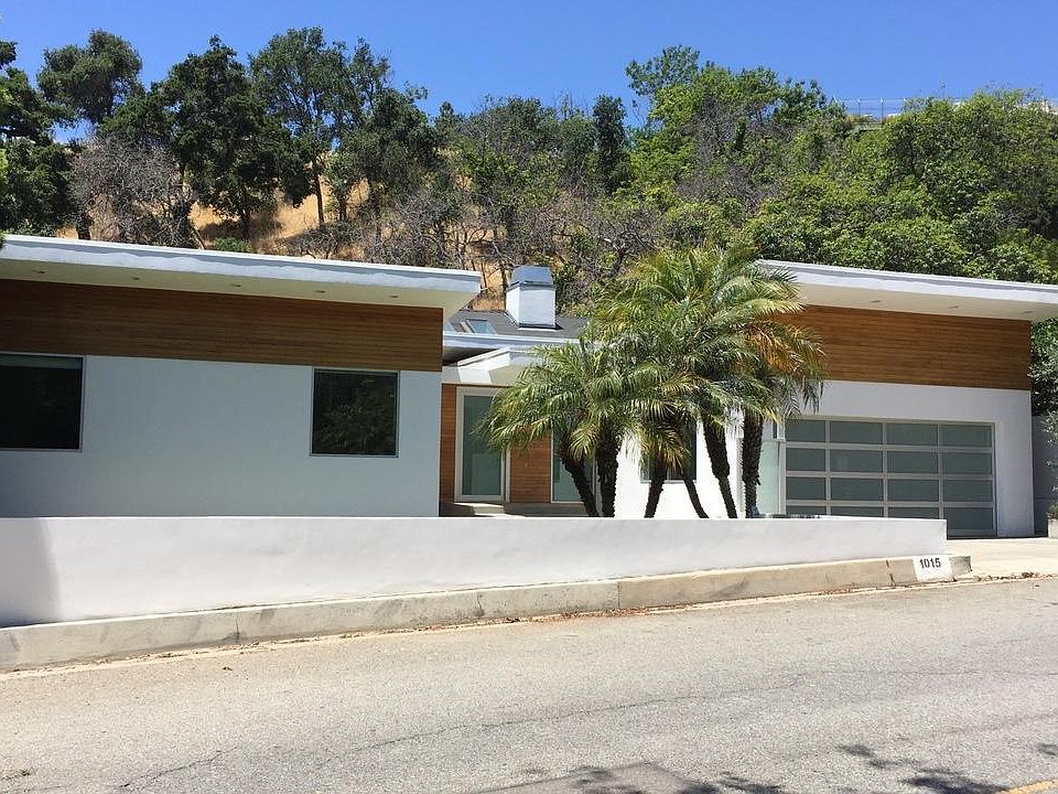 1st image of 1015 N Bundy Dr
