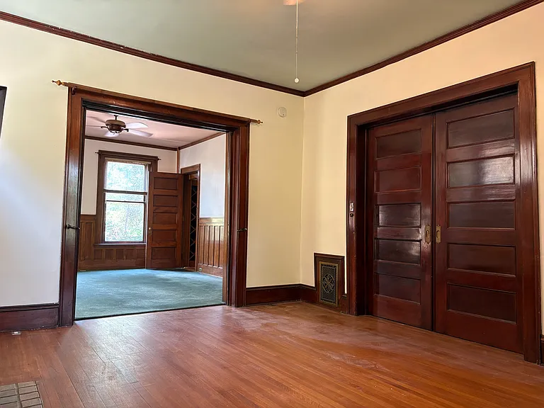 1249 York St #1 — Photo 26