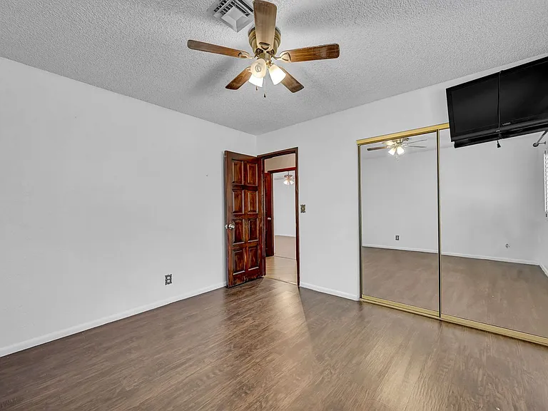 6975 Obannon Dr — Photo 40