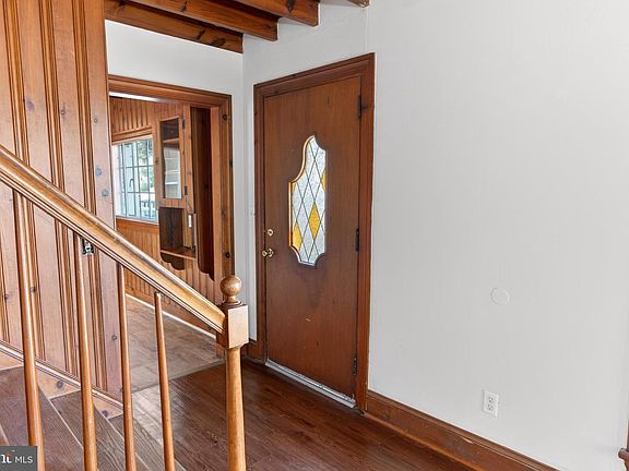 5th image of 28266 Riverside Drive Ext
