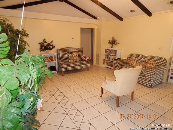 3rd image of 8242 Joe Dimaggio St