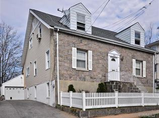 446 N Terrace Ave, Mount Vernon, NY 10552