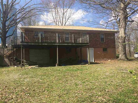 2nd image of 612 E Reservoir Ave