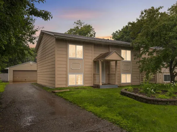 2434 Stewart Ave, Saint Paul, MN 55116
