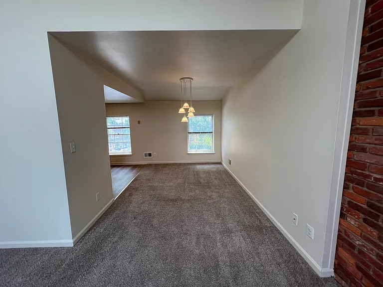 519 N West St #4 — Photo 6