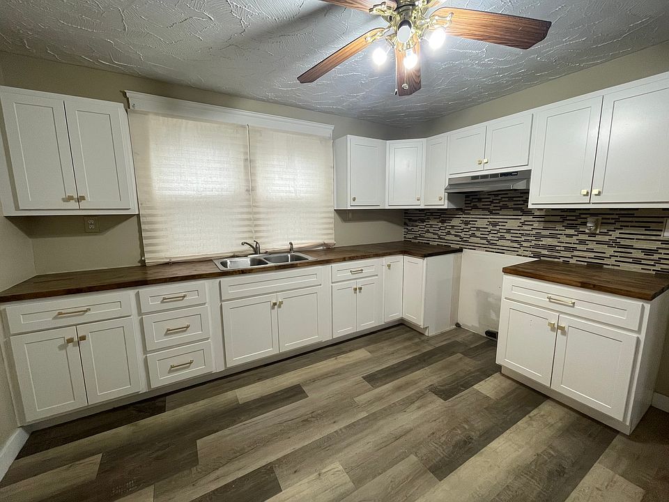 Large kitchen