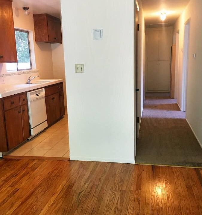Kitchen/Hallway