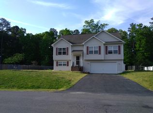 17248 Sarah Ln, King George, VA 22485