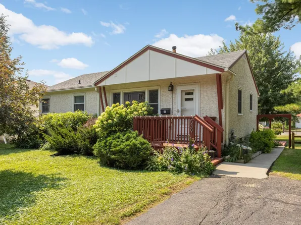 539 Frontenac Pl, Saint Paul, MN 55104