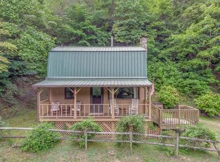 267 Willis Cove Rd, Franklin, NC 28734