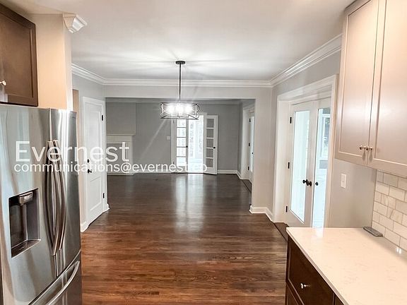 5th image of 109 Mayfair Rd