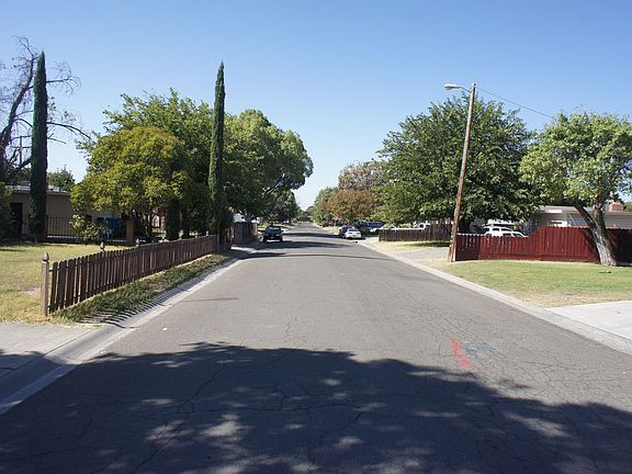 4th image of 2318 W Christina Ave