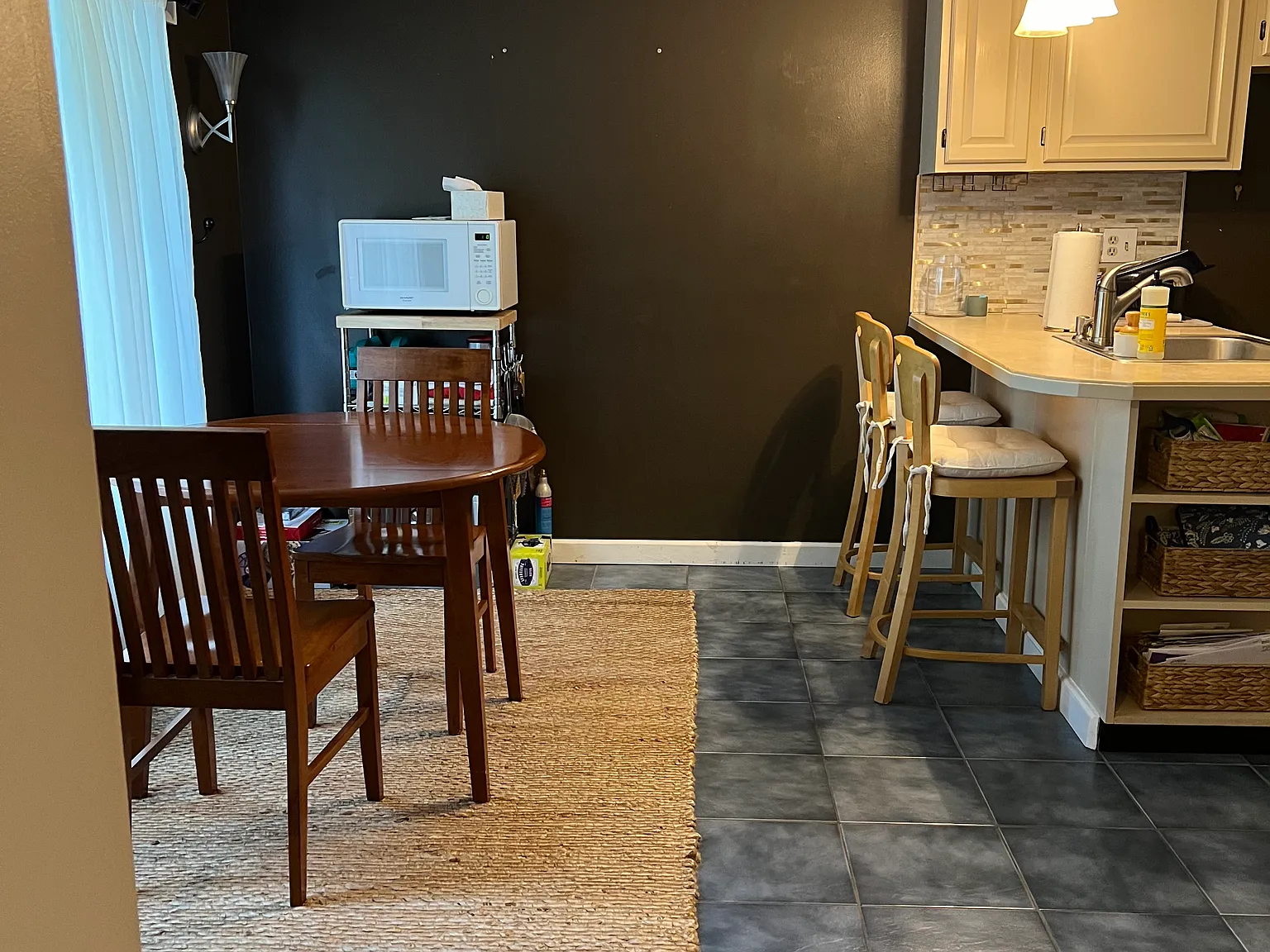 1603 Piscassic St — Photo 2
