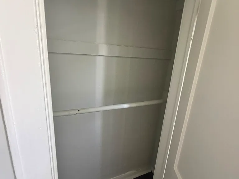 425 3rd Ave #5 — Photo 9