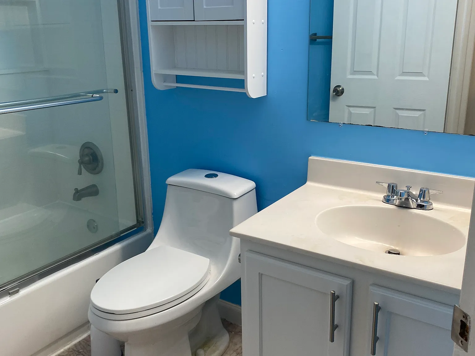 3 bed, 2.5 bath, 1750 sqft, $2,500 — Photo 4