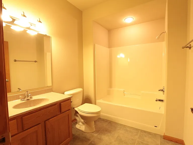N7761 Vicksburg Way #D — Photo 6