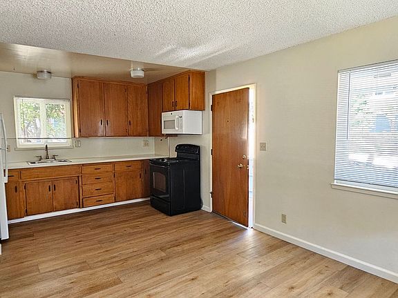 5th image of 26 Chorro St #&-806