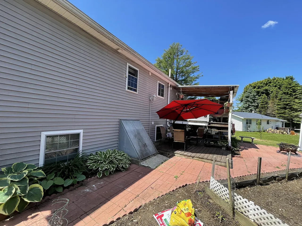 5 bed, 1512 sqft, $4,000 — Photo 4