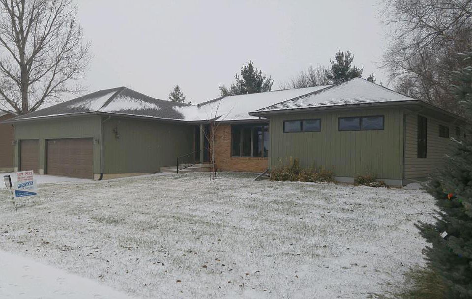 1st image of 839 Lake Shore Dr