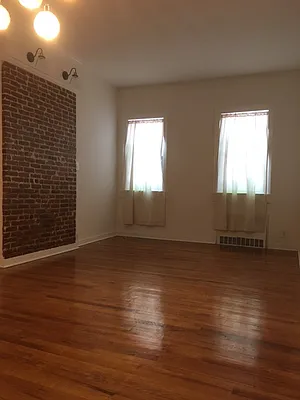 Rented by Level Group | media 1