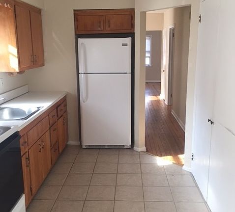 3rd image of 22 Central Ave