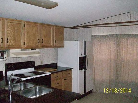 3rd image of 11482 4th St