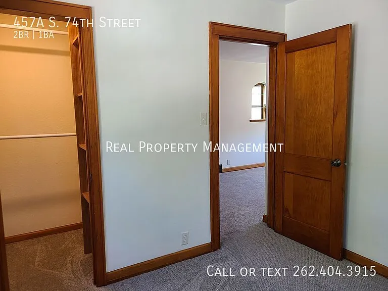 457A S 74th St — Photo 17