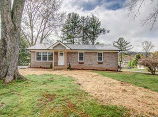 25343 Wexmouth Dr, Abingdon, VA 24211